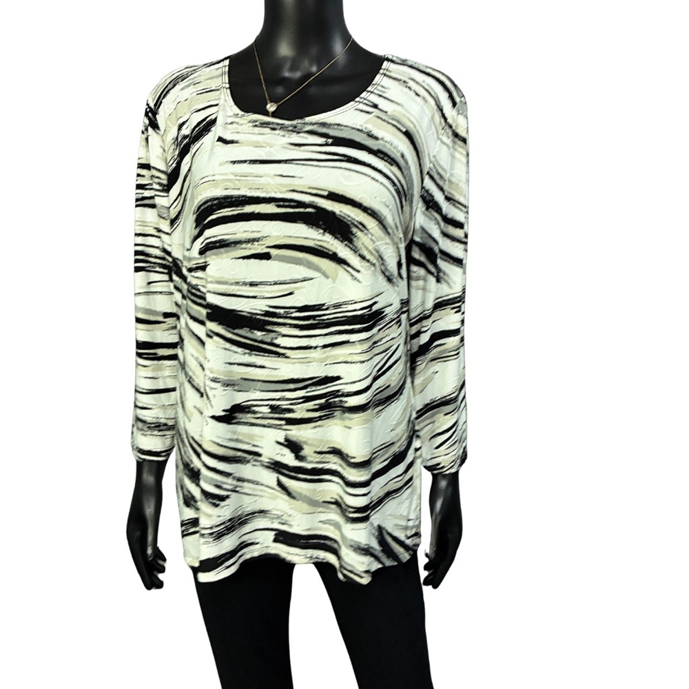 JM Collection Monochrome Swirl Tunic